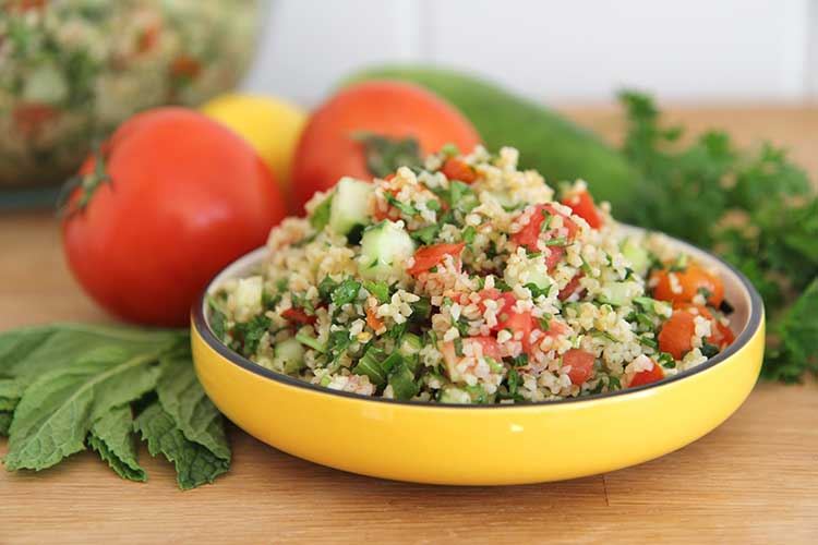 How To Make Tabouli - Hilah Cooking