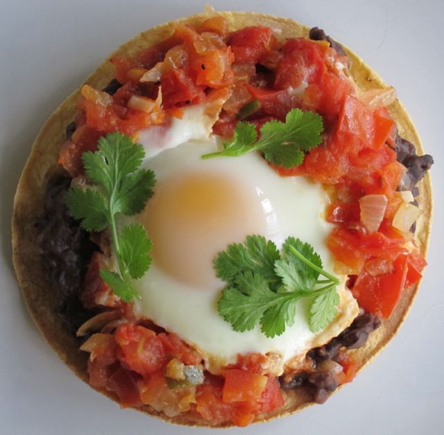 Huevos Rancheros - Hilah Cooking