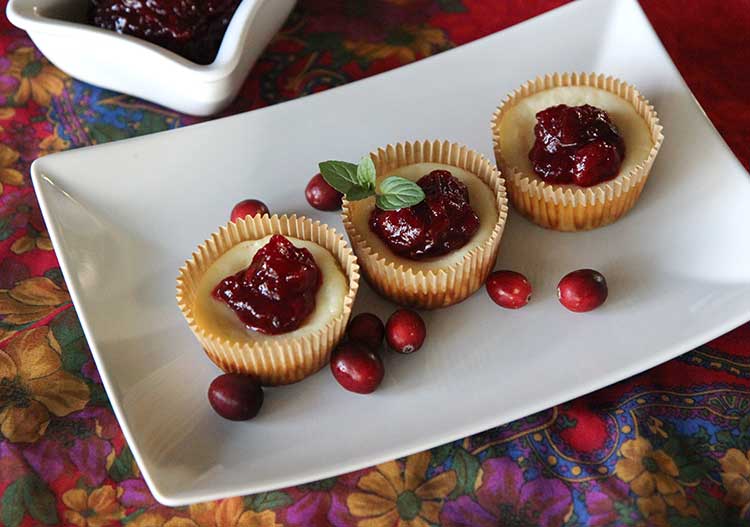 cranberry mini cheesecakes