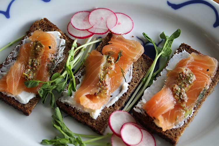 Gravlax Recipe Swedish Cured Salmon Hilah Cooking