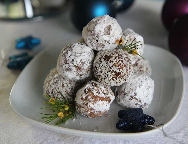 Eggnog Bourbon Balls Recipe