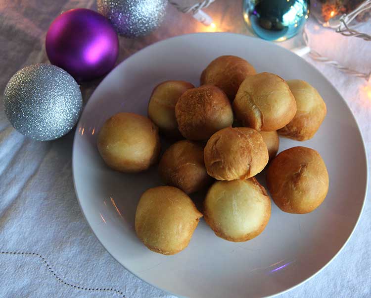 Fried dough on the go, from a woman who's on the go