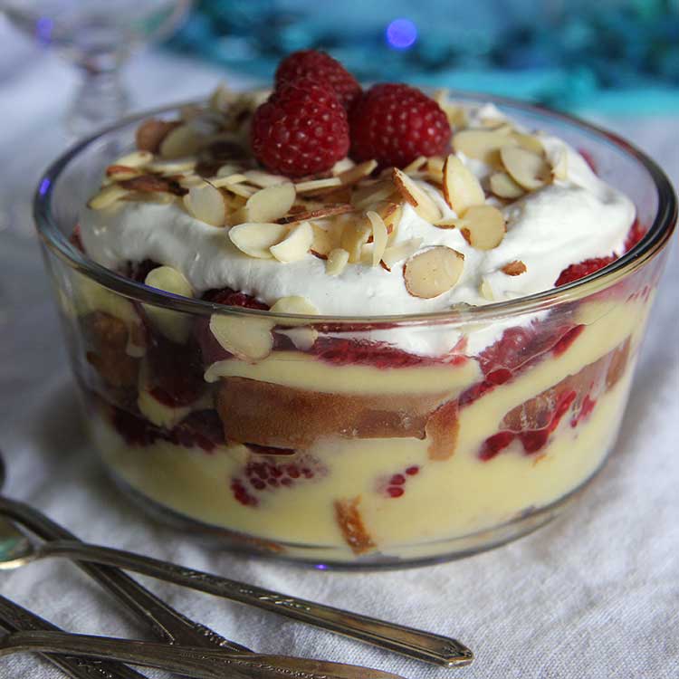 chocolate trifle with pound cake