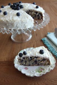 blueberry cake with cream cheese frosting