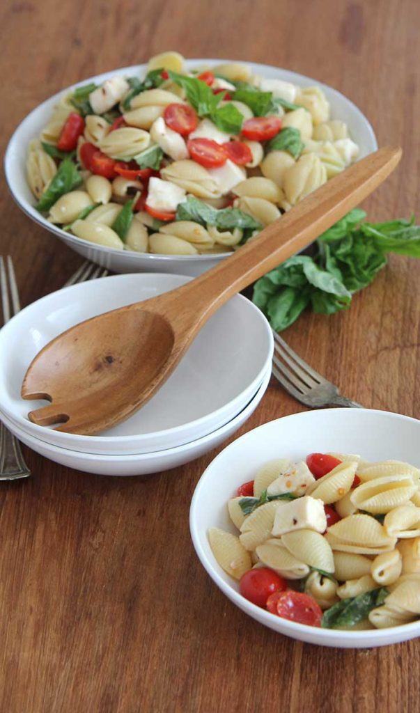 caprese pasta salad