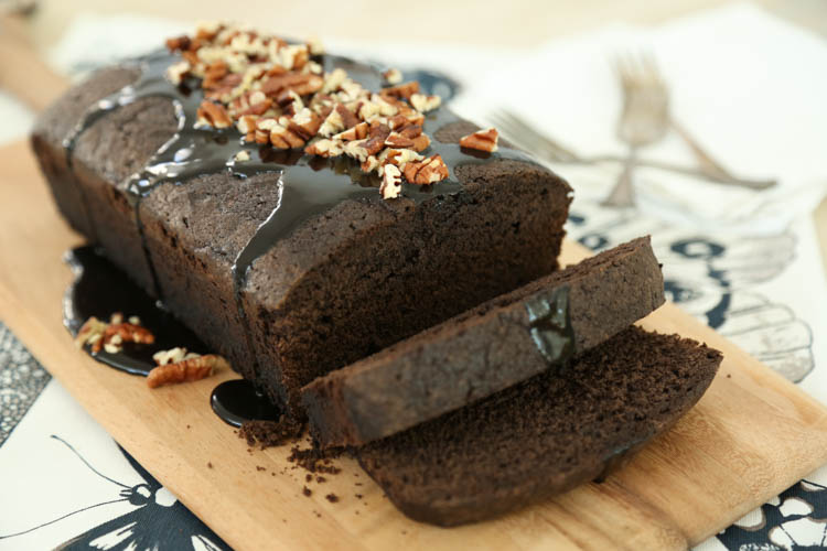 Chocolate Pound Cake - Hilah Cooking