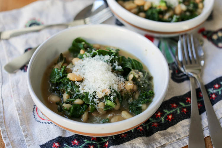 Beans and greens - simple, healthy, vegetarian one-pot meal with white beans and kale or collard greens